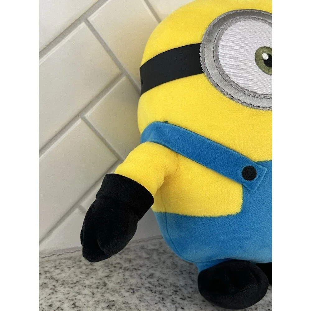 Despicable Me Minion Mayhem Bob Plush Toy 9” Universal Studios Gru Stuffed
